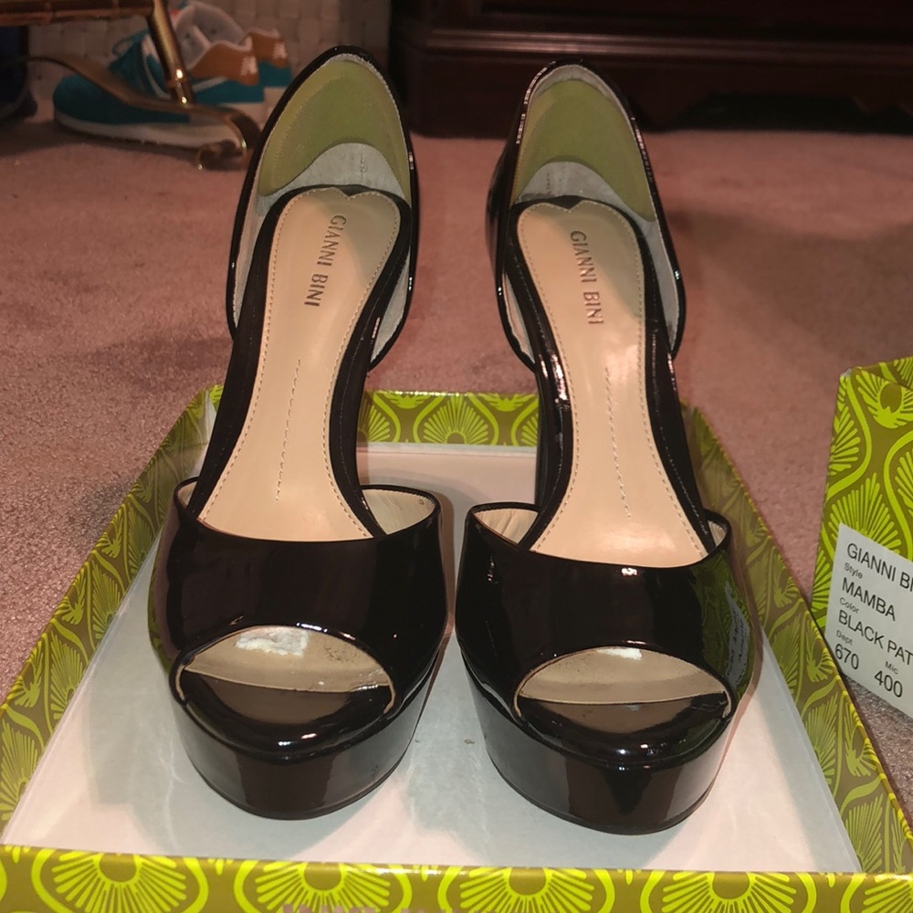 Platform pumps